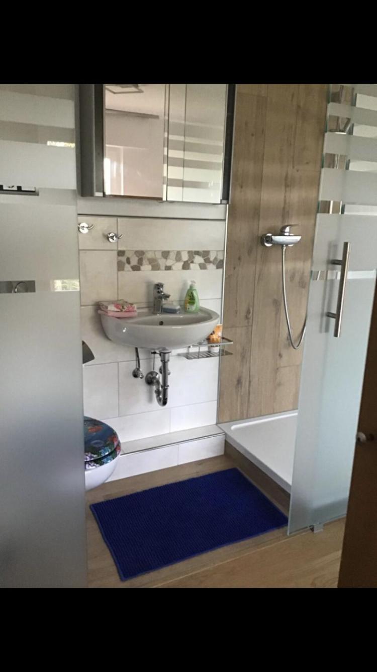 Aussichtszimmer Mit Modernem Glasbad Und Balkon Koblenz  Eksteriør billede